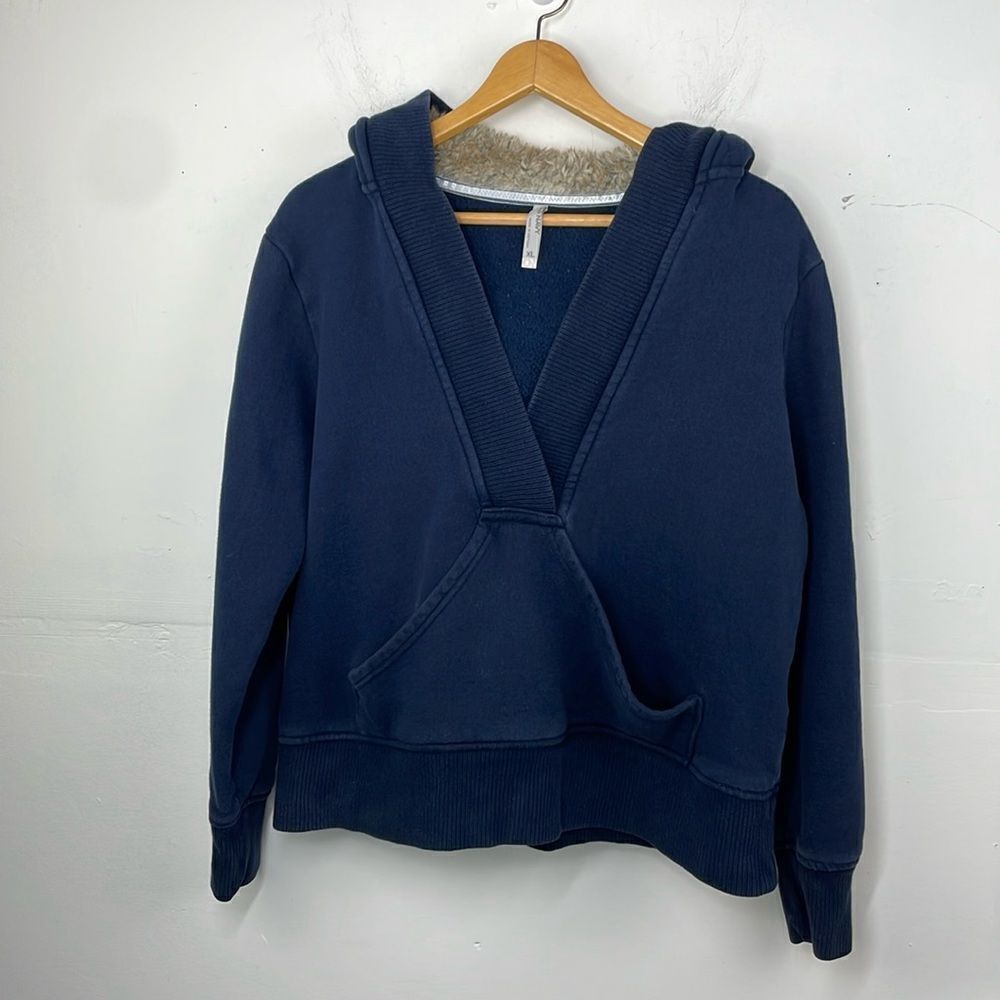 Old Navy Y2K Hooded with faux fur Sweatshirt Navy Blue size XL